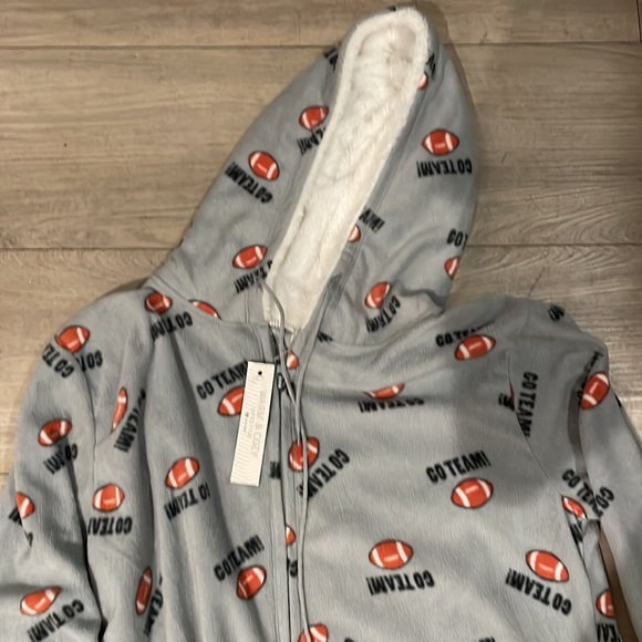 NWT Poof! warm & cozy onesie “go team” football pajamas in size large - Picture 3 of 4